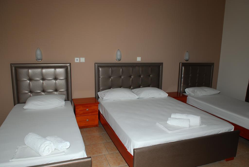 John & Eve Hotel Paralía 部屋 写真