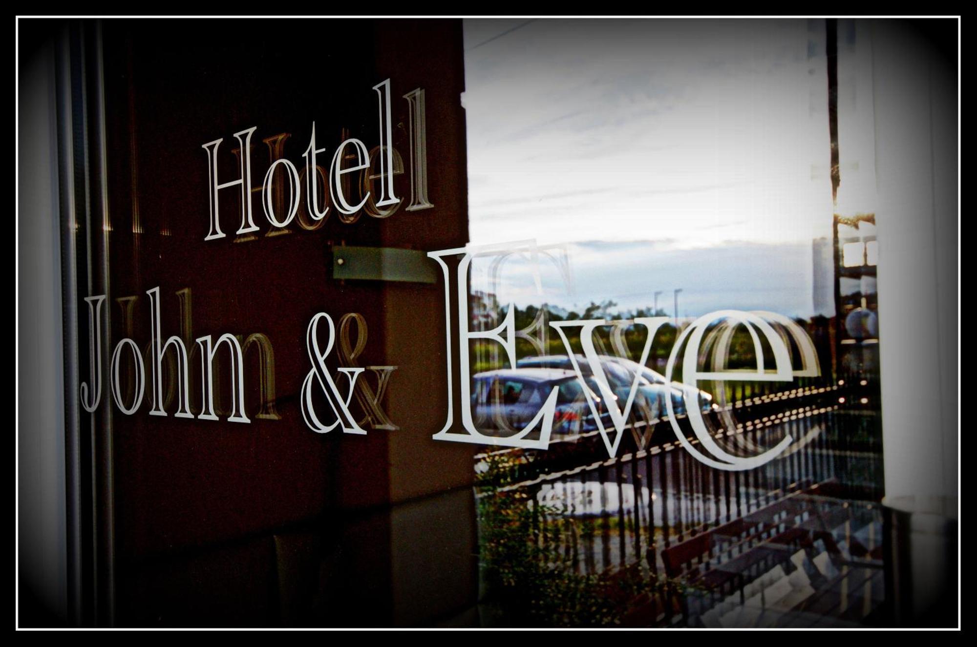 John & Eve Hotel Paralía エクステリア 写真